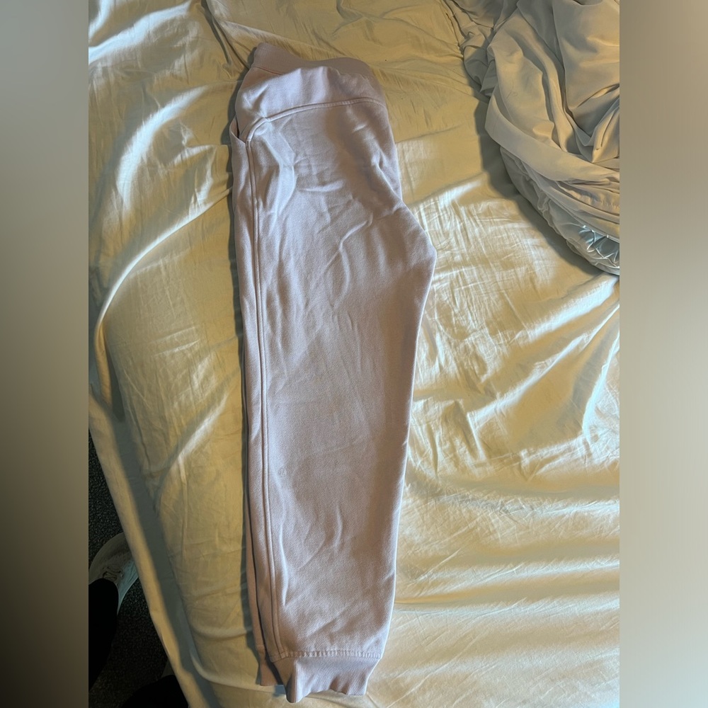 Lululemon joggers